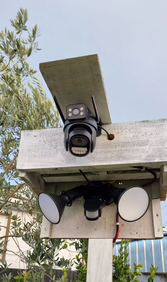 Dupla Crna Okretna Nadzorna Wifi kamera za video nadzor