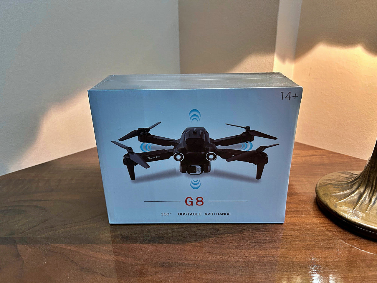 Dron Sa Dvije Kamere G8 i Senzorom Protiv Udara