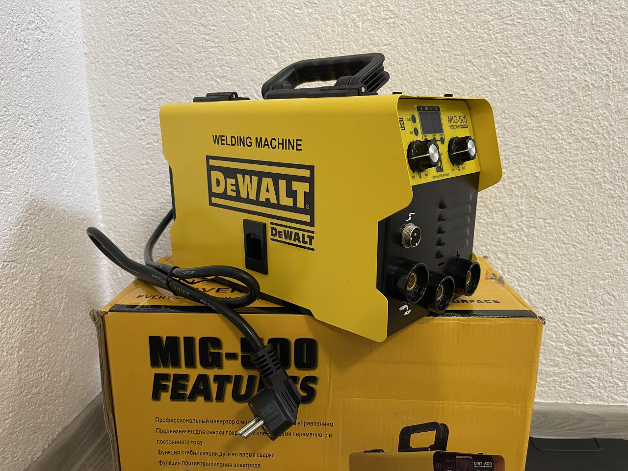 Aparat Za Varenje Dewalt Co2 Kombinovani