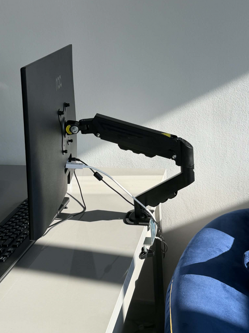 Stolni Nosac Stoni Drzac Za Monitor 1